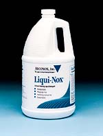 Liqui-Nox必需的液体清洁剂